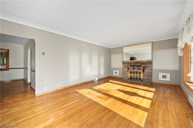 5254 Clinton Avenue, Lorain, OH 44055