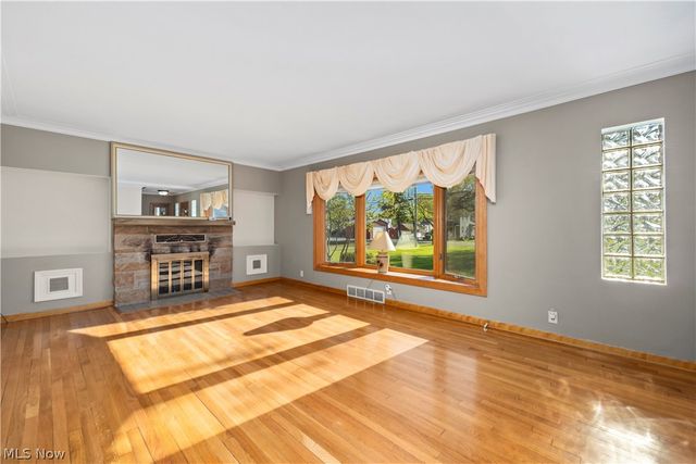 5254 Clinton Avenue, Lorain, OH 44055