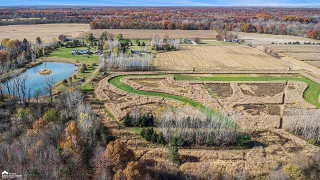 13865 Mckinley Road, Montrose, MI 48457