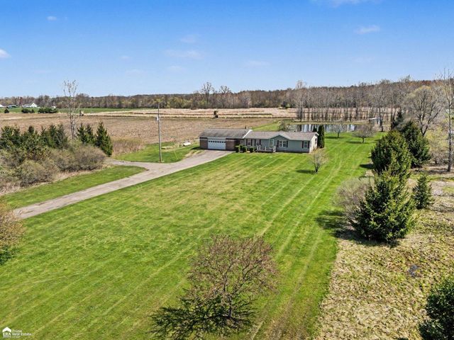 13865 Mckinley Road, Montrose, MI 48457