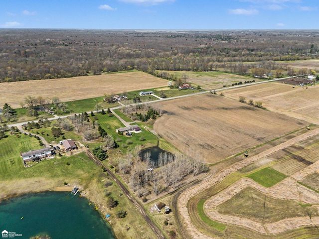 13865 Mckinley Road, Montrose, MI 48457