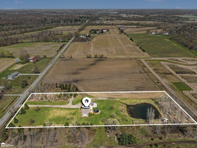 13865 Mckinley Road, Montrose, MI 48457