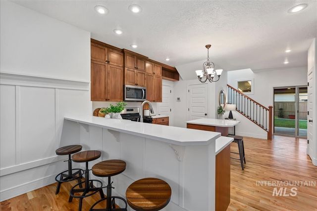 863 W Colbert St, Meridian, ID 83646