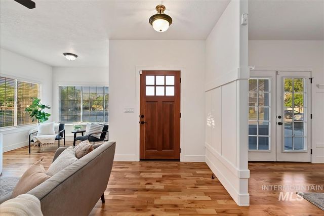 863 W Colbert St, Meridian, ID 83646
