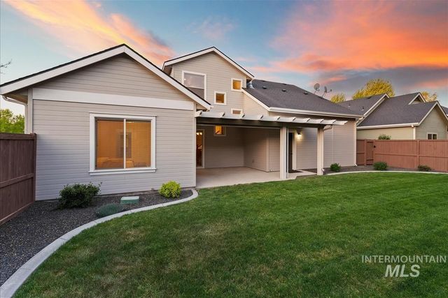 863 W Colbert St, Meridian, ID 83646