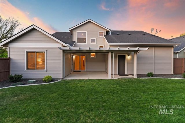 863 W Colbert St, Meridian, ID 83646