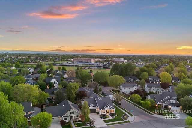 863 W Colbert St, Meridian, ID 83646