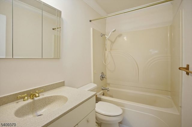 4 Terry Ln, Wharton Boro, NJ 07885