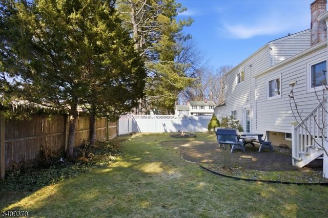 4 Terry Ln, Wharton Boro, NJ 07885