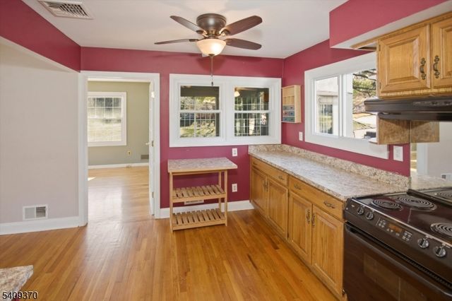 4 Terry Ln, Wharton Boro, NJ 07885