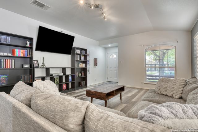 10423 Tiger Field, San Antonio, TX 78251