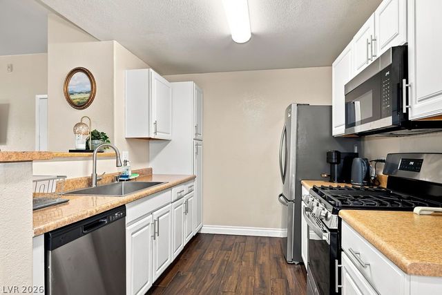8250 North Grand Canyon Drive 1006, Las Vegas, NV 89166
