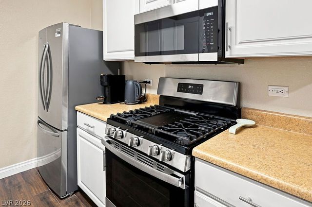 8250 North Grand Canyon Drive 1006, Las Vegas, NV 89166