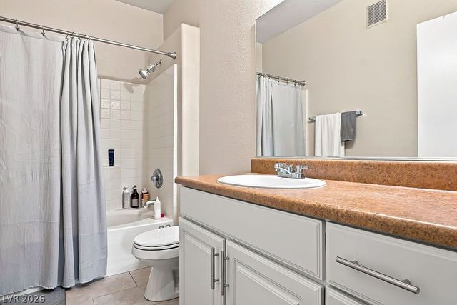8250 North Grand Canyon Drive 1006, Las Vegas, NV 89166