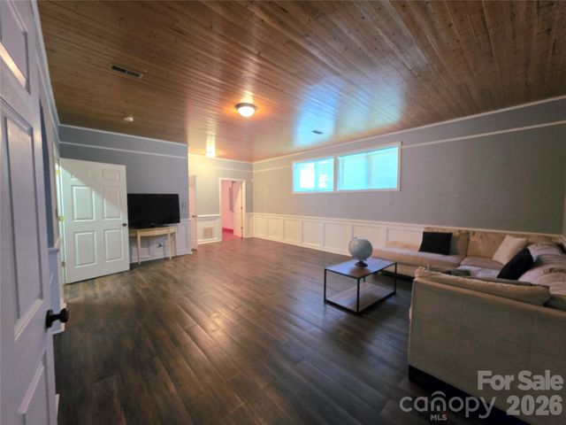 203 Springfield Road, Statesville, NC 28625