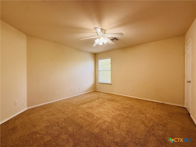109 W Great Plains Trail, Harker Heights, TX 76548