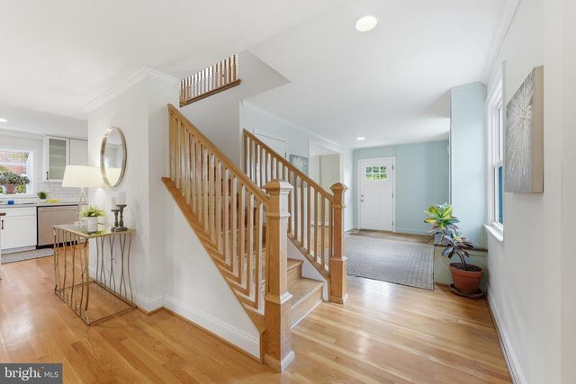 1102 MEURILEE LN, Silver Spring, MD 20901