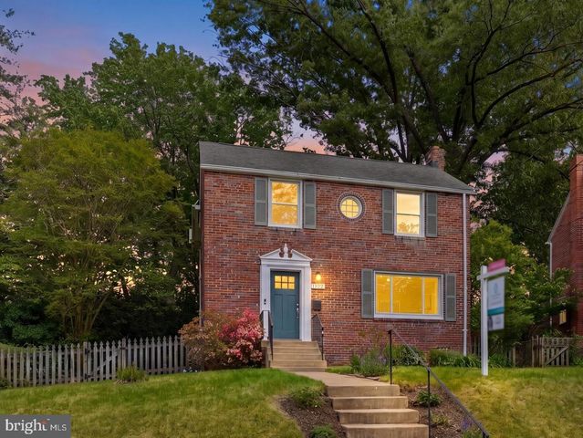 1102 MEURILEE LN, Silver Spring, MD 20901