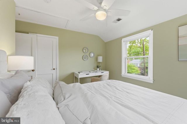 1102 MEURILEE LN, Silver Spring, MD 20901