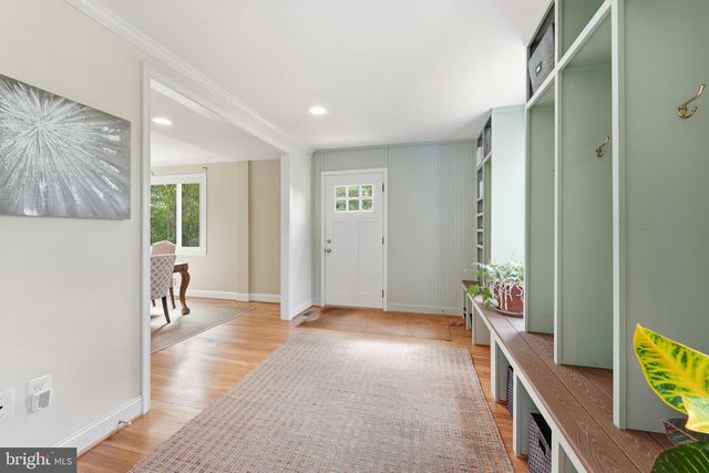 1102 MEURILEE LN, Silver Spring, MD 20901