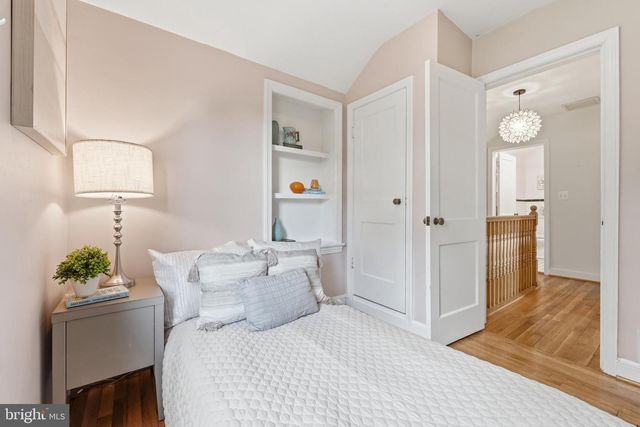 1102 MEURILEE LN, Silver Spring, MD 20901