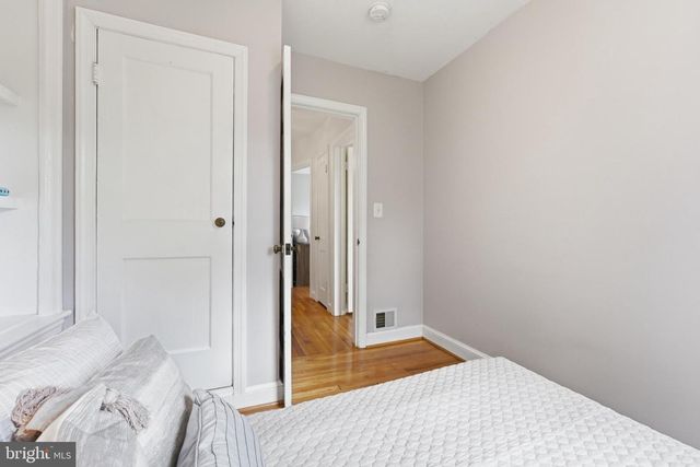 1102 MEURILEE LN, Silver Spring, MD 20901