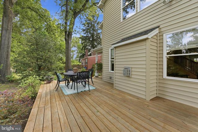 1102 MEURILEE LN, Silver Spring, MD 20901