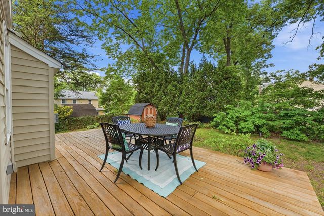 1102 MEURILEE LN, Silver Spring, MD 20901