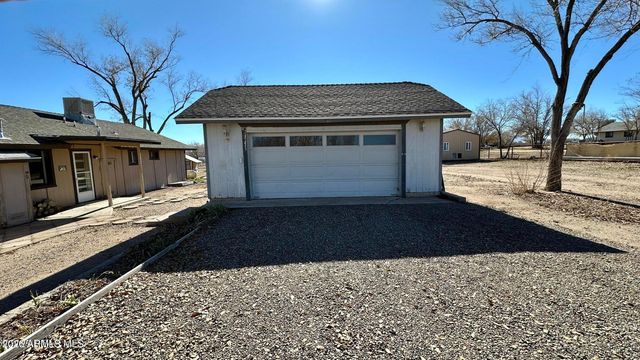 1331 RED CINDER Road, Chino Valley, AZ 86323