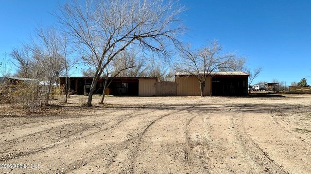 1331 RED CINDER Road, Chino Valley, AZ 86323