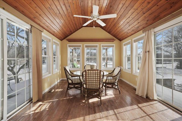 1755 Clifty Creek Court, Valparaiso, IN 46385