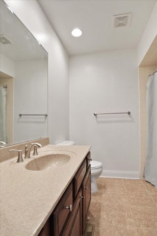 1755 Clifty Creek Court, Valparaiso, IN 46385