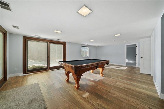 1755 Clifty Creek Court, Valparaiso, IN 46385