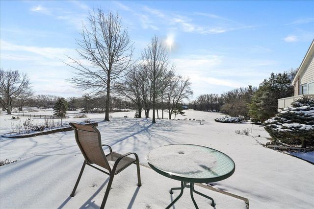 1755 Clifty Creek Court, Valparaiso, IN 46385