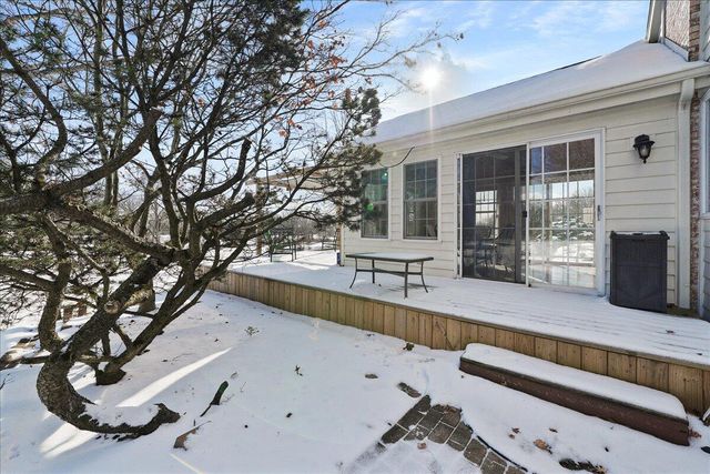 1755 Clifty Creek Court, Valparaiso, IN 46385