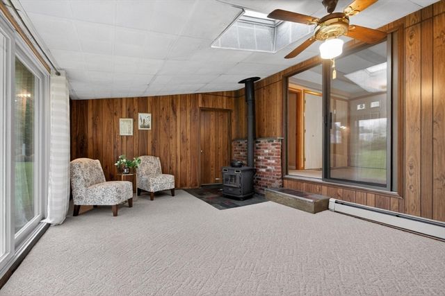 5 Wing Ter, Burlington, MA 01803