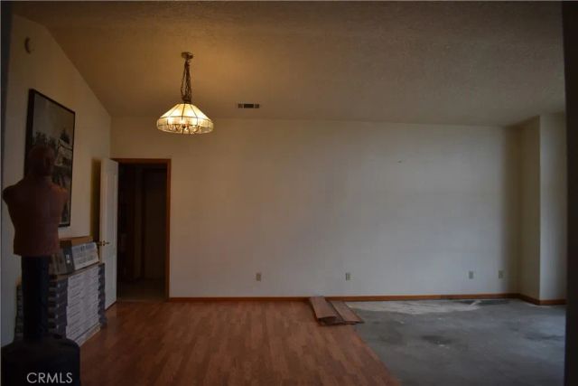 19485 Kinai, Apple Valley, CA 92307