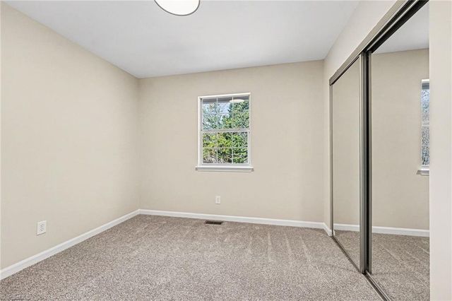 3165 Hickory Ridge Drive, Winston-salem, NC 27127