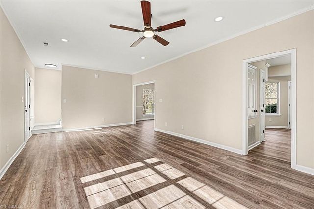 3165 Hickory Ridge Drive, Winston-salem, NC 27127