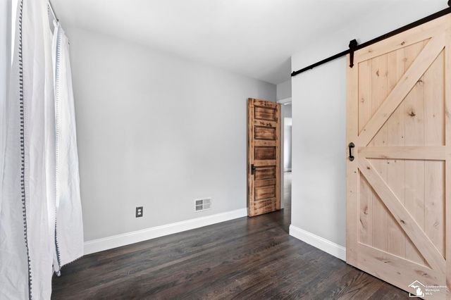 14896 Euclid Avenue, Allen Park, MI 48101