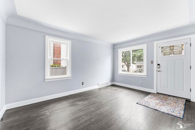 14896 Euclid Avenue, Allen Park, MI 48101