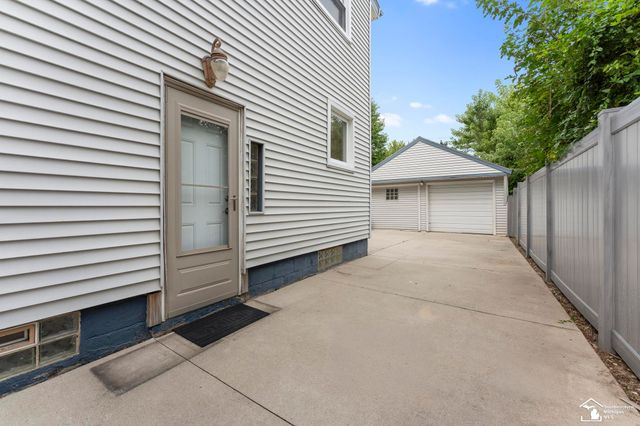 14896 Euclid Avenue, Allen Park, MI 48101