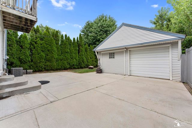 14896 Euclid Avenue, Allen Park, MI 48101