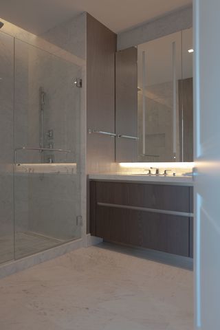 363 E Wacker Drive 3404, Chicago, IL 60601