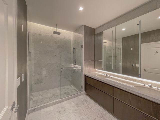 363 E Wacker Drive 3404, Chicago, IL 60601