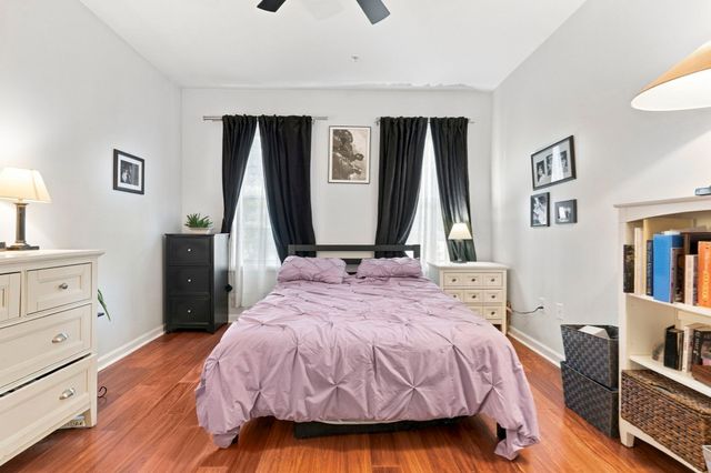 36 Augustus Ct 1002, Reading, MA 01867