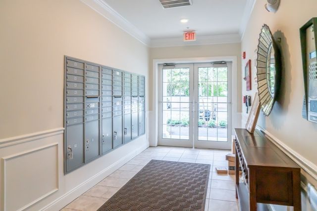 36 Augustus Ct 1002, Reading, MA 01867