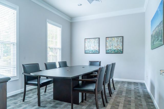 36 Augustus Ct 1002, Reading, MA 01867