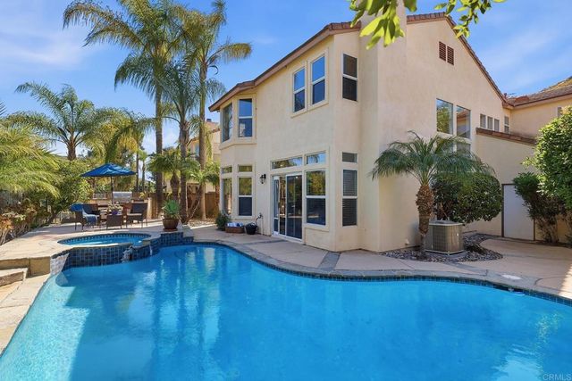 2414 Fallbrook Place, Escondido, CA 92027