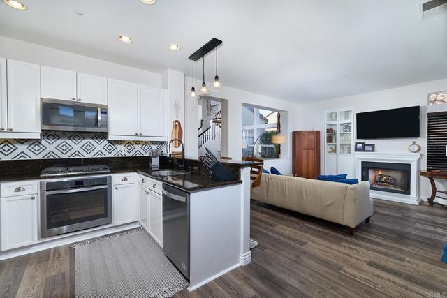 2414 Fallbrook Place, Escondido, CA 92027